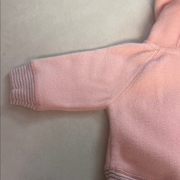 GAP Kids Light Pink Hoodie๐ฏ - Picture 11 of 11
